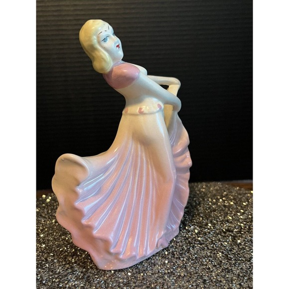 Vintage Hull Pottery, 955, Dancing Lady Planter - Picture 7 of 8